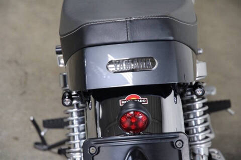 2015 Yamaha SR400