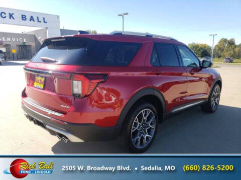 2025 Ford Explorer Platinum