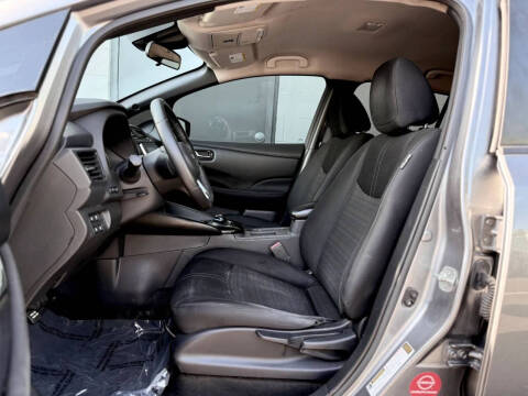 2021 Nissan LEAF SV