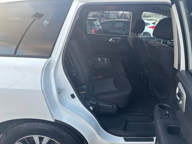 2017 Nissan Pathfinder