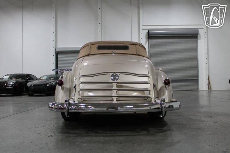 1937 Packard 115C