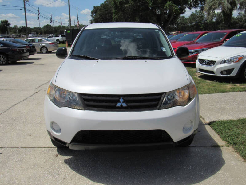 2009 Mitsubishi Outlander ES