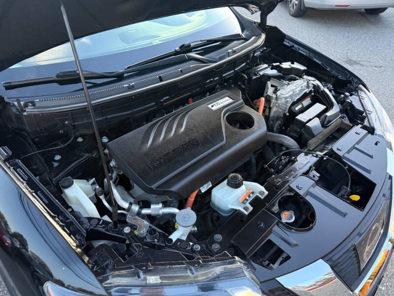 2017 Nissan Rogue Hybrid