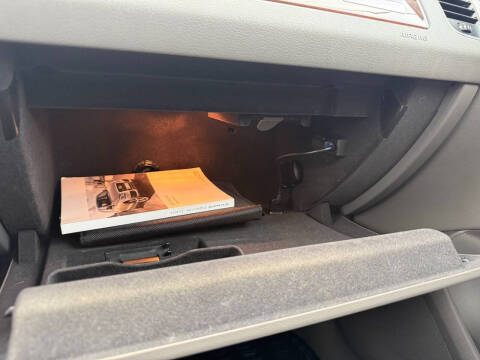 2012 Audi Q5 2.0T quattro Premium Plus