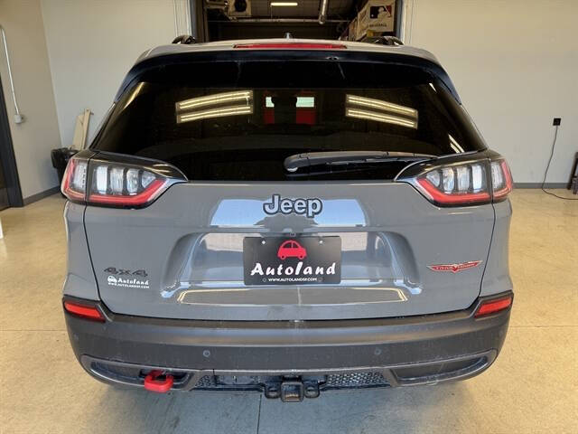 2022 Jeep Cherokee Trailhawk