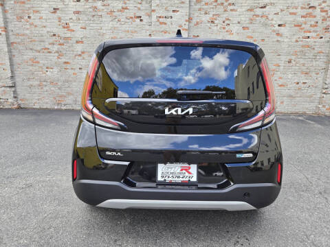 2023 Kia Soul EX