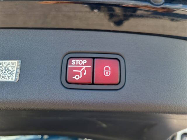 2023 Mercedes-Benz GLC GLC 300 4MATIC