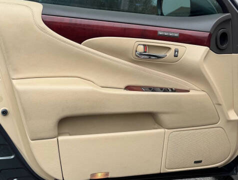 2007 Lexus LS 460
