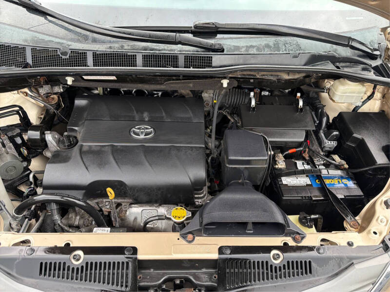 2013 Toyota Sienna