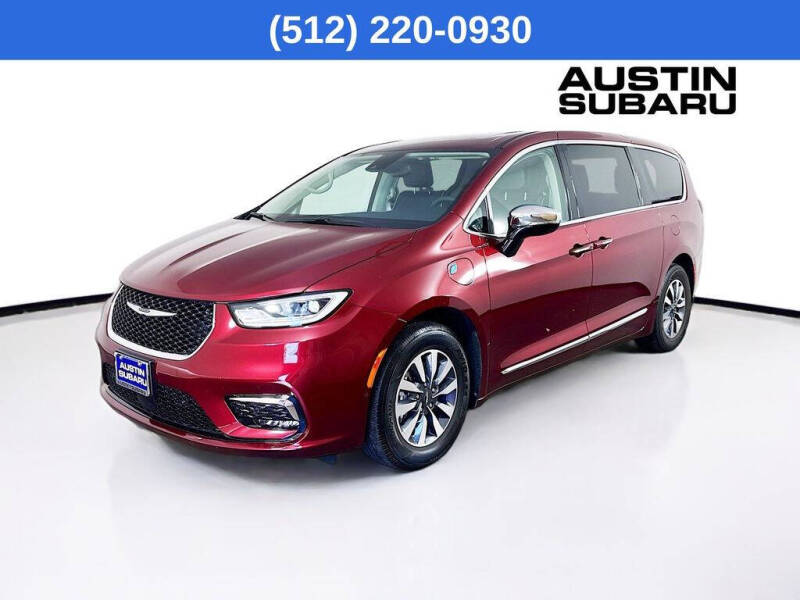 2023 Chrysler Pacifica Plug-In Hybrid Limited