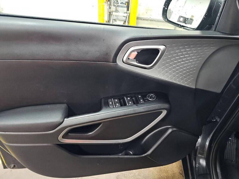 2025 Kia Soul LX