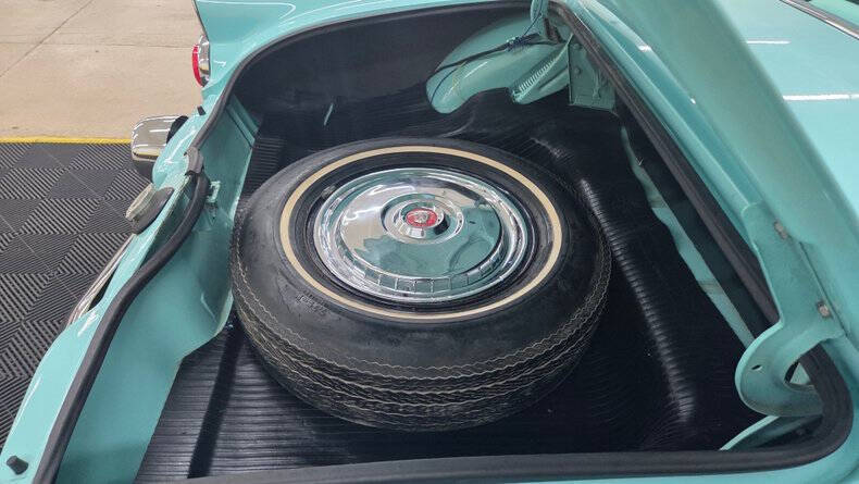 1955 Ford Thunderbird