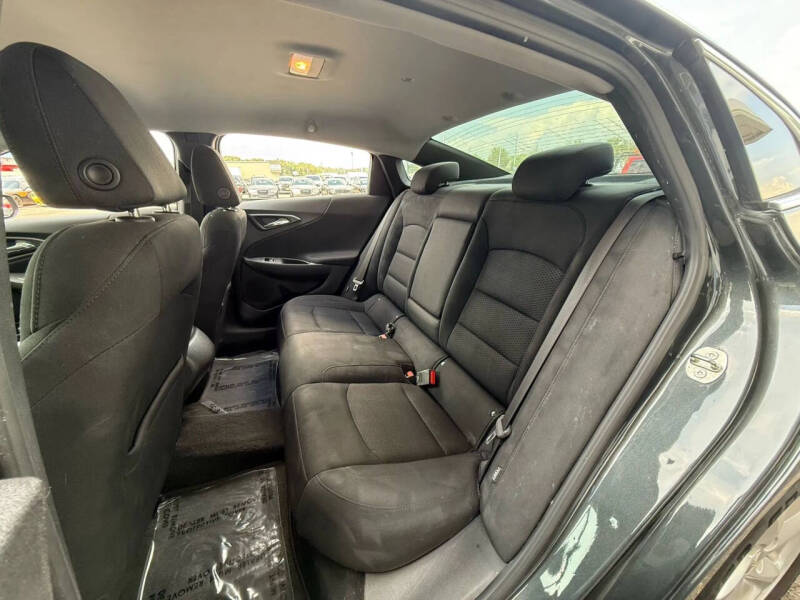 2017 Chevrolet Malibu LS