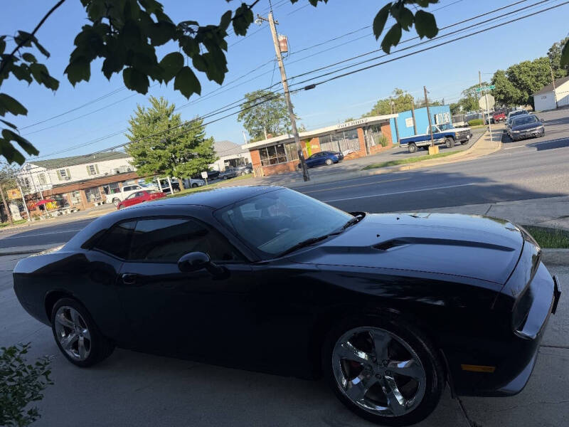 2013 Dodge Challenger SXT