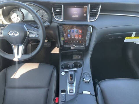 2025 Infiniti QX50 Luxe
