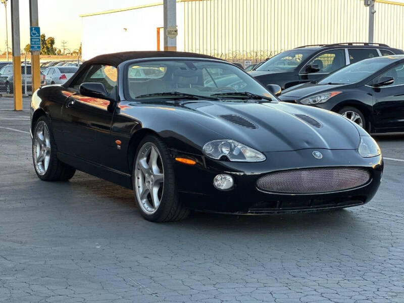 2006 Jaguar XKR