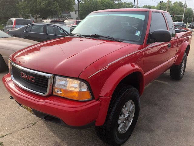 2003 GMC Sonoma for sale at Extreme Auto Plaza in Des Moines, IA