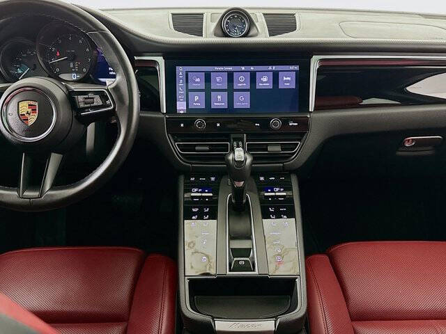 2024 Porsche Macan