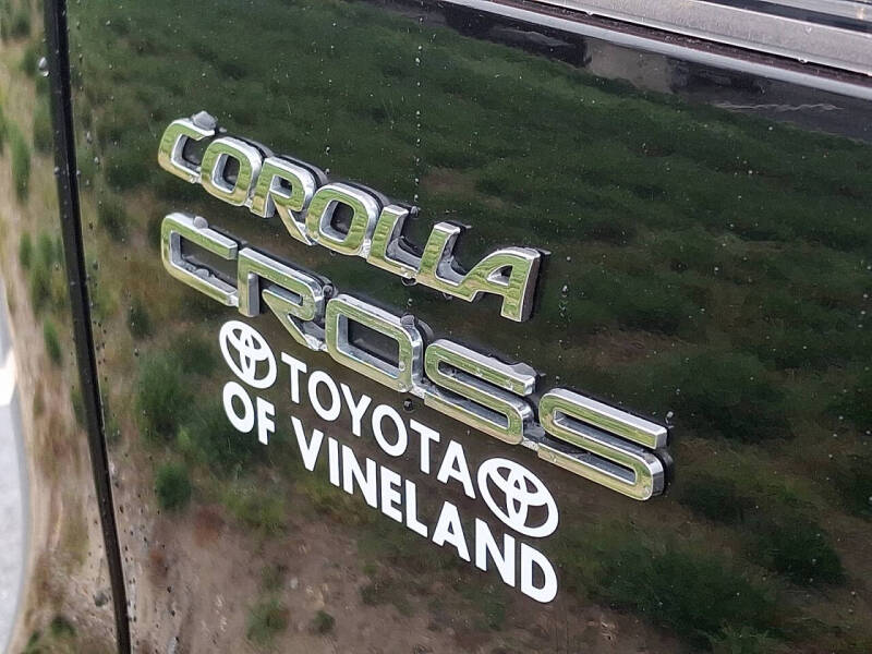 2022 Toyota Corolla Cross XLE