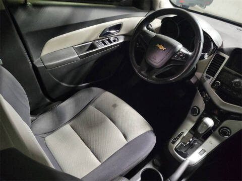 2014 Chevrolet Cruze LS Auto