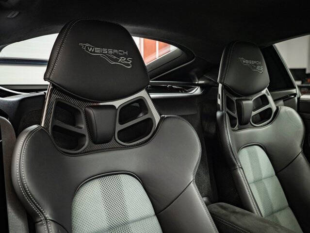 2024 Porsche 718 Cayman GT4 RS