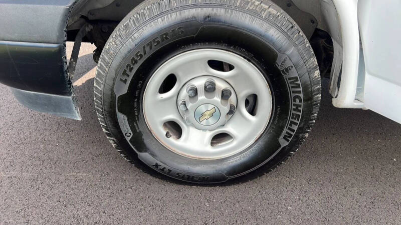 2022 Chevrolet Express 2500