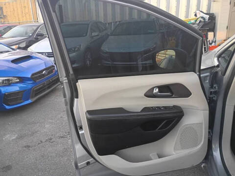 2021 Chrysler Voyager LXi