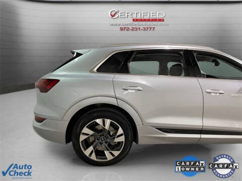 2023 Audi e-tron quattro Premium Plus