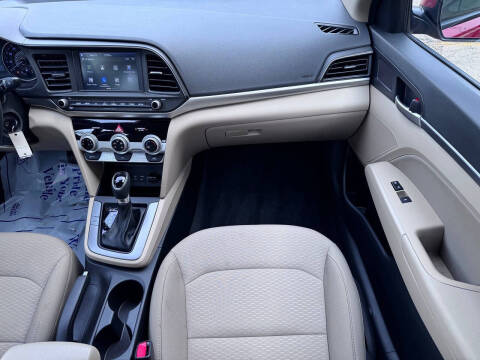 2019 Hyundai Elantra SEL