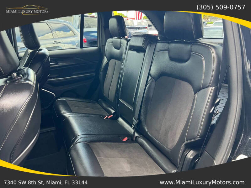 2022 Jeep Grand Cherokee Altitude