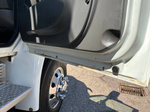 2013 International DuraStar 4400