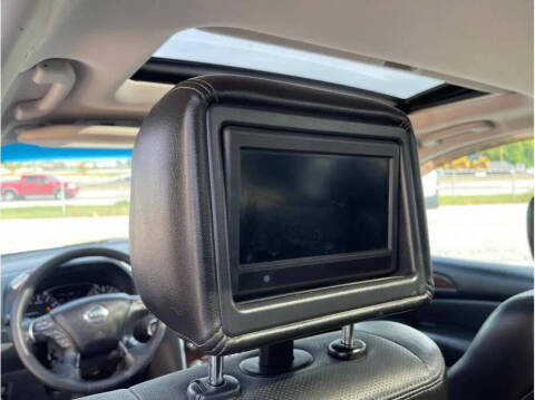 2013 Nissan Pathfinder Platinum