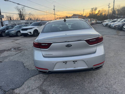2017 Kia Cadenza Premium