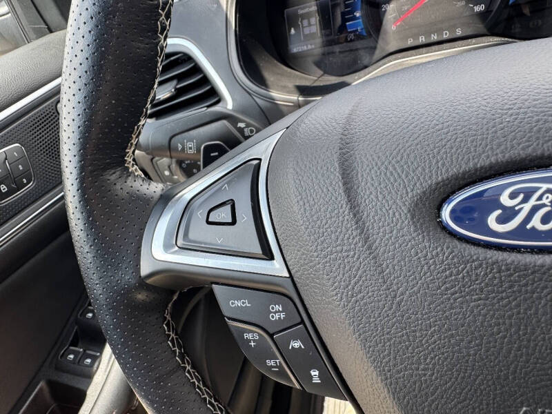 2022 Ford Edge ST