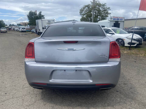 2015 Chrysler 300 C