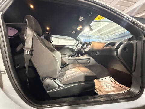 2020 Dodge Challenger SXT