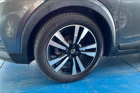 2020 Nissan Kicks SV