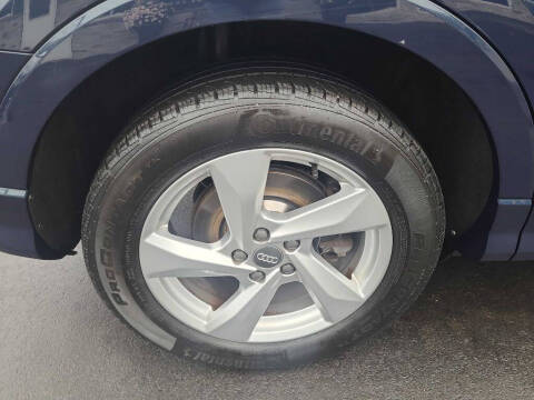 2020 Audi Q3 quattro Premium Plus 45 TFSI