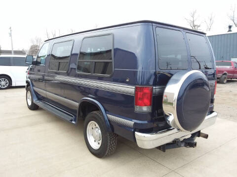 2005 Ford E-Series E-250 SD