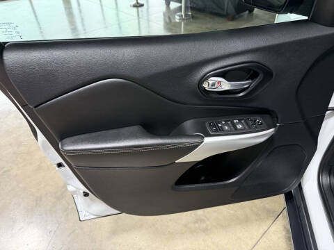 2022 Jeep Cherokee X