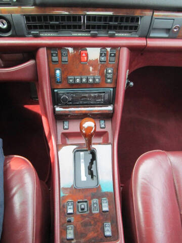 1987 Mercedes-Benz 560-Class 560 SEC