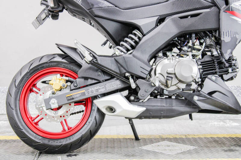 2024 Kawasaki Z125 Pro