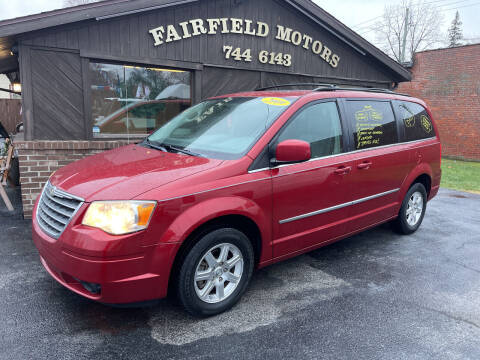 2009 Chrysler Town and Country for sale at Fairfield Motors in Fort Wayne IN