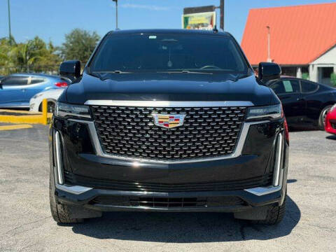 2023 Cadillac Escalade ESV Luxury