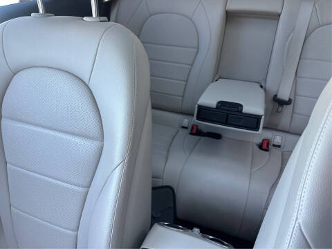 2017 Mercedes-Benz GLC GLC 300