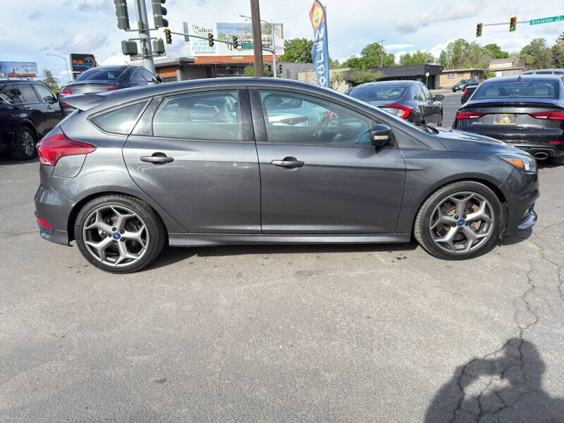 2018 Ford Focus ST