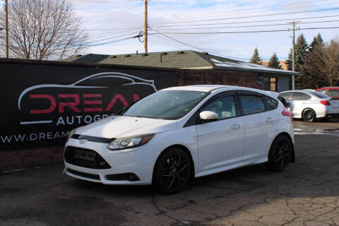 2013 Ford Focus for sale at Dream Auto Group in Shelby Township MI