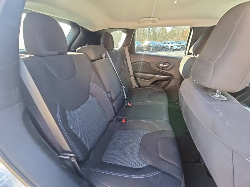 2021 Jeep Cherokee Latitude