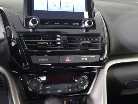 2026 Mitsubishi Eclipse Cross LE