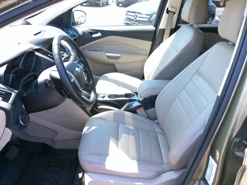 2014 Ford Escape Titanium